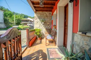 Holiday home with garden, terrace & barbecue | Mountain view - Image 2