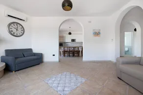 Fully equipped spacious holiday home with barbecue, terrace & garden - Image 4