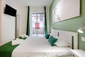 Room 'Estro' with Shared Terrace, Wi-Fi and Air Conditioning - Image 3