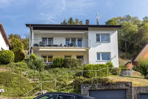 Appartamento con giardino e terrazza | Vista sul giardino - Image 2
