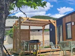 Mobile home with pool, terrace & BBQ - Image 4