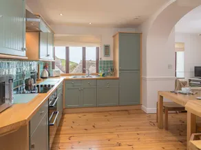 Children-friendly cottage | Beach view | Close to the beach | Dogs allowed - Image 5