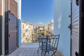 Beautiful flat with terrace | City view - Image 2
