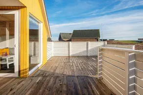 Nice holiday home with terrace | Close to the beach - Image 3
