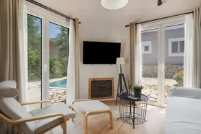 Family-friendly house with BBQ, garden & terrace | Sea view | Pets are welcome - Image 4