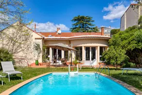 Bed & breakfast avec piscine, internet haut débit et terrasse - Image 2