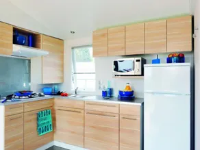 Mobile home with heated pool & terrace - Image 5