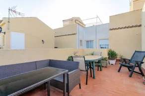 Appartement avec piscine et terrasse | Vue mer | Adapté au travail à distance - Image 2