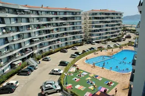 Apartment mit Pool, Terrasse und Garten | Nah am Strand - Image 3