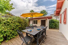 House with terrace & garden | Garden view - Image 4