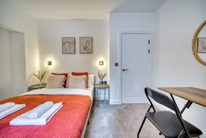 Holiday apartment | Next to Wales Millennium Centre | City view - Image 5