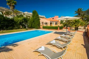 Holiday Home 'Blanco' with Sea View, Wi-Fi and Air Conditioning - Image 2