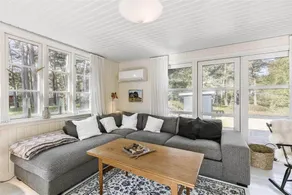 Pleasant house with terrace & barbecue | Next to the beach - Image 4