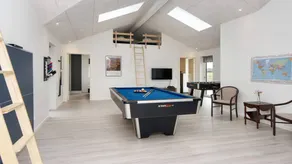 House with terrace, garden & BBQ - Image 3