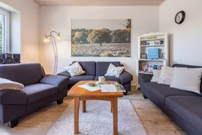 Holiday apartment with garden, barbeque & sauna | Garden view - Image 2