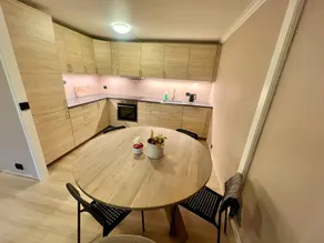Child-friendly lovely flat with garden | Garden view - Image 4