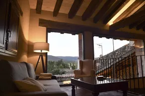Ferienhaus mit privatem Pool, Garten und Terrasse | Panoramablick - Image 5