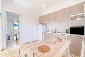 Beautiful apartment with garden & terrace | Mountain view | Next to the beach - Image 5