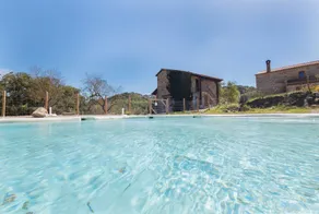 Family-friendly lovely house with garden, private pool & BBQ | Garden view | Perfect for remote work | Pets allowed - Image 2
