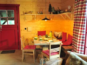 Holiday home with barbecue, terrace & garden | Mountain view - Image 3