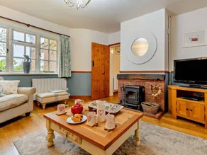 Voll ausgestattetes Landhaus mit Garten und Grill | Haustiere erlaubt - Image 2