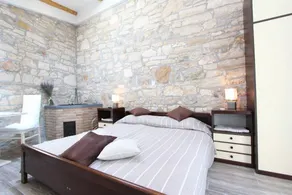 Child-friendly studio with terrace - Image 4