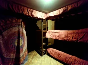 Round Cabin Ideal for Groups or Families in Indiana - Image 4