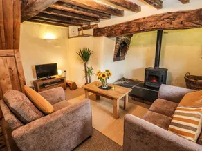 Cottage with garden - Image 5