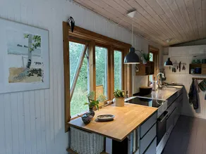 Child-friendly house with terrace & garden - Image 5