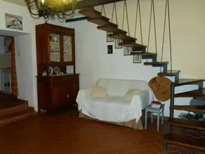 Altes Landhaus mit Schwimmbad und viel Grün - Image 2