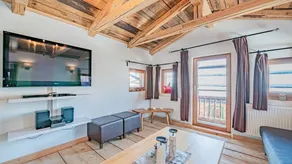 Holiday home with terrace, garden & sauna - Image 5