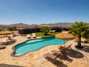 Fully equipped wonderful villa with terrace, pool & BBQ | Sea view - Image 2