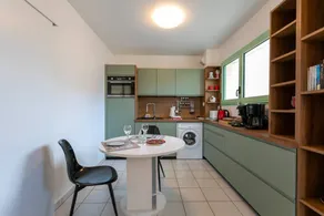 Holiday apartment with barbeque, garden & terrace | Garden view | Perfect for remote work - Image 5