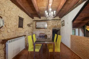 Children-friendly wonderful house with garden, BBQ & hot tub | Mountain view | Perfect for remote work | Dogs allowed - Image 5