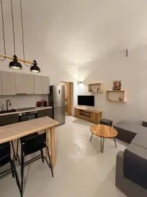 Holiday Home 'Medieval Mansion Fully Restored In' with Wi-Fi and Air Conditioning - Image 5