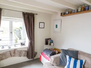 Family-oriented pleasant cottage with terrace & garden | Pet-friendly - Image 5