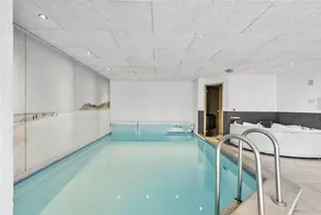 House with sauna, pool & barbeque - Image 2