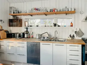 Fully equipped charming holiday home with terrace, garden & BBQ | Water view | Suitable for remote work - Image 5