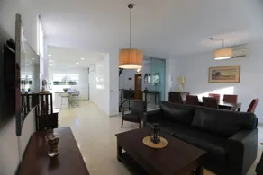 Chalet with terrace, barbeque & private pool - Image 2