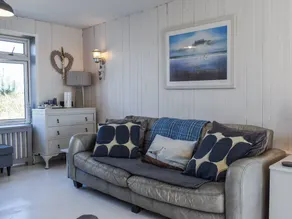 Cottage with barbecue & garden | Beach view - Image 4