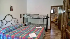 La Meridiana - Agriturismo bio, ristoro e camere: Sole - camera familiare, colazione su richiesta - accessibile - Image 4