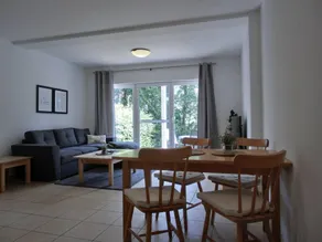Fantastico appartamento con terrazza e giardino - Image 2