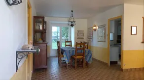 Child-friendly cottage with terrace, garden & BBQ | Garden view - Image 2