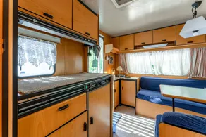 Family-oriented caravan with garden, pool & terrace - Image 5