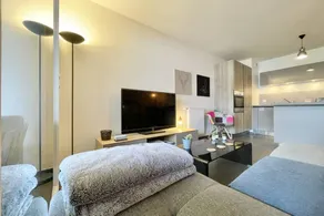 Condo with terrace - Image 4