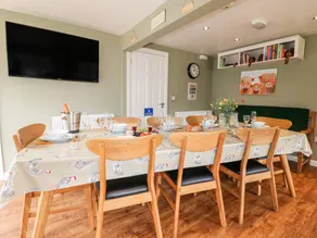 Merveilleux cottage convivial et familial avec jacuzzi et jardin - Image 4