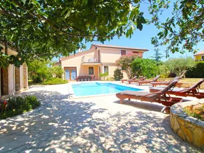 House with private pool, terrace & barbecue | Dogs allowed - Image 5