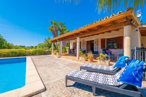 Child-friendly beautiful villa with garden, terrace & barbecue - Image 5