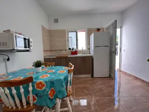 Beautiful apartment with terrace - Image 2