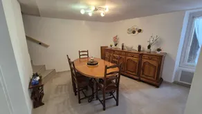 Fully equipped holiday home | City view - Image 4